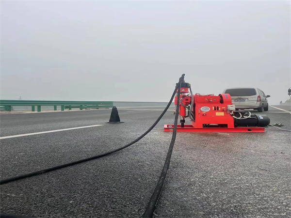 珠海马路路基路面开裂下沉注浆加固灌浆